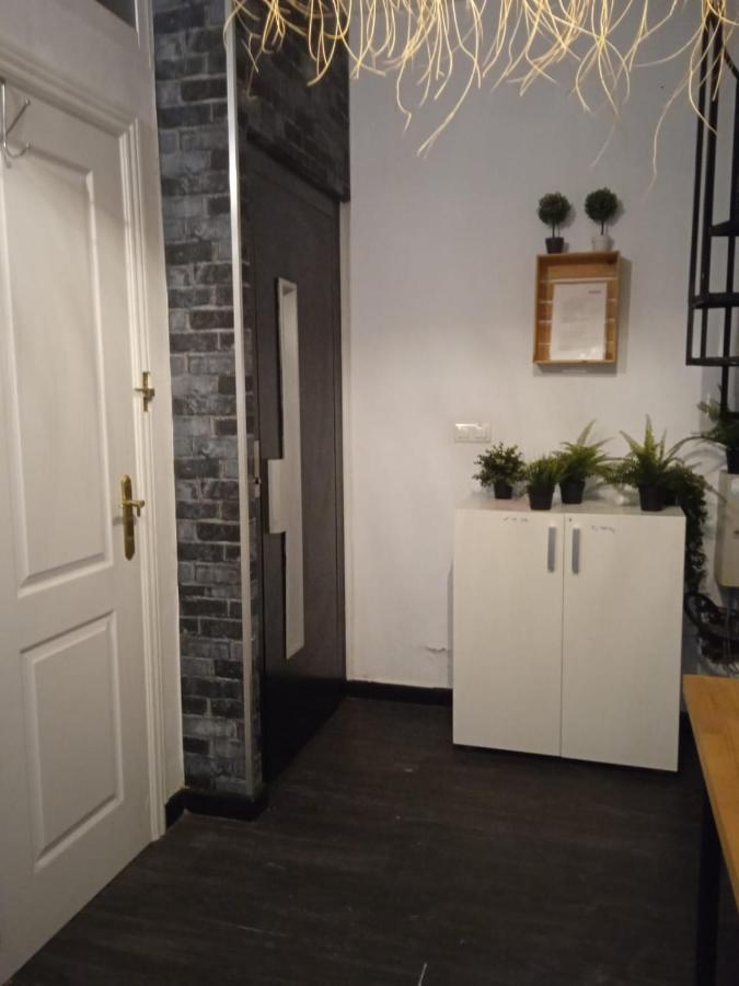 Habitación en casa particular Hostel-Toni Trajano 37 Sevilla Sevilla